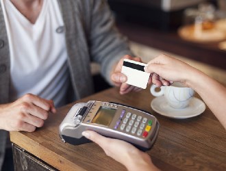 pos機刷多少不用密碼？