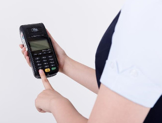 個(gè)人使用pos機(jī)銀行如何收費(fèi)？